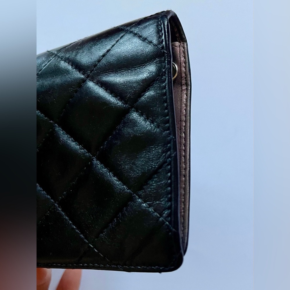 Authentic Chanel Black Leather Cambon Yen Wallet - Picture 6 of 11
